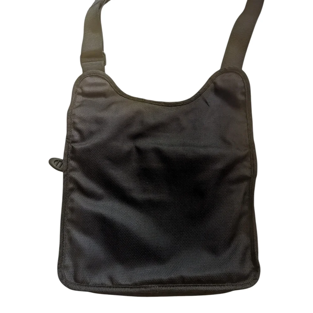 Tumi Black Messenger Bag - Picture 9 of 15
